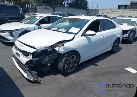 2022 Kia Forte Lxs z USA, uszkodzony, nr VIN 3KPF24AD1NE500177